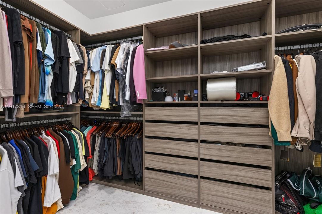 待售: $11,950,000 (3 贝兹, 4 浴室, 4154 平方英尺)