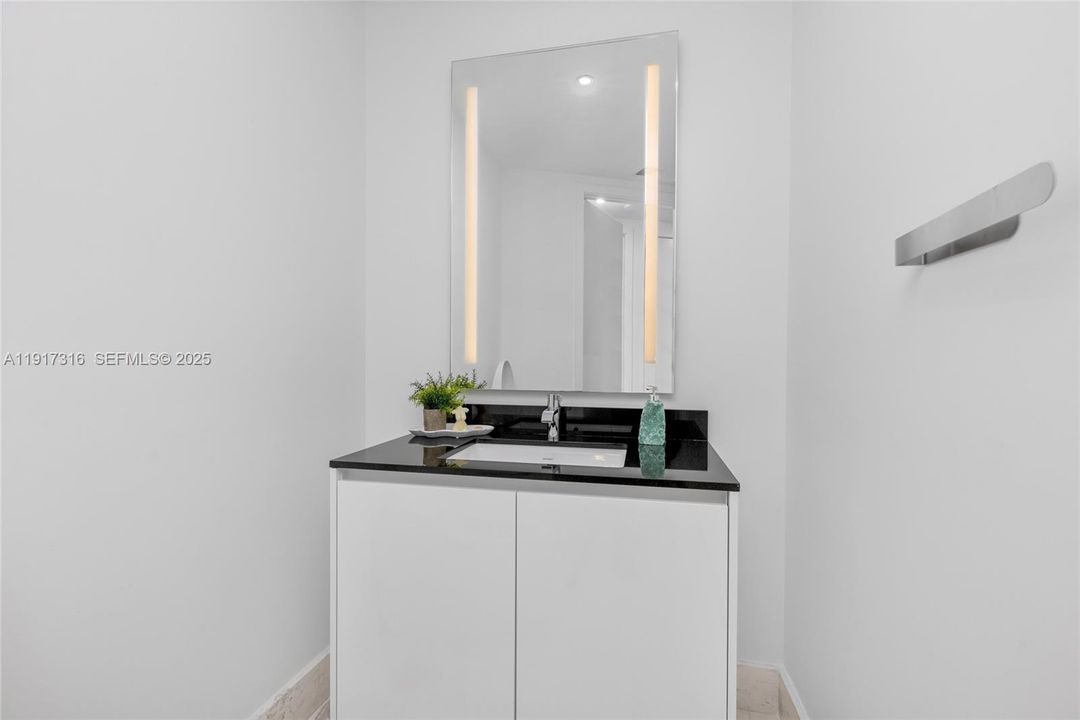 待售: $11,950,000 (3 贝兹, 4 浴室, 4154 平方英尺)