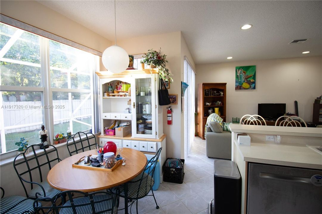 For Sale: $610,000 (4 beds, 2 baths, 2238 Square Feet)