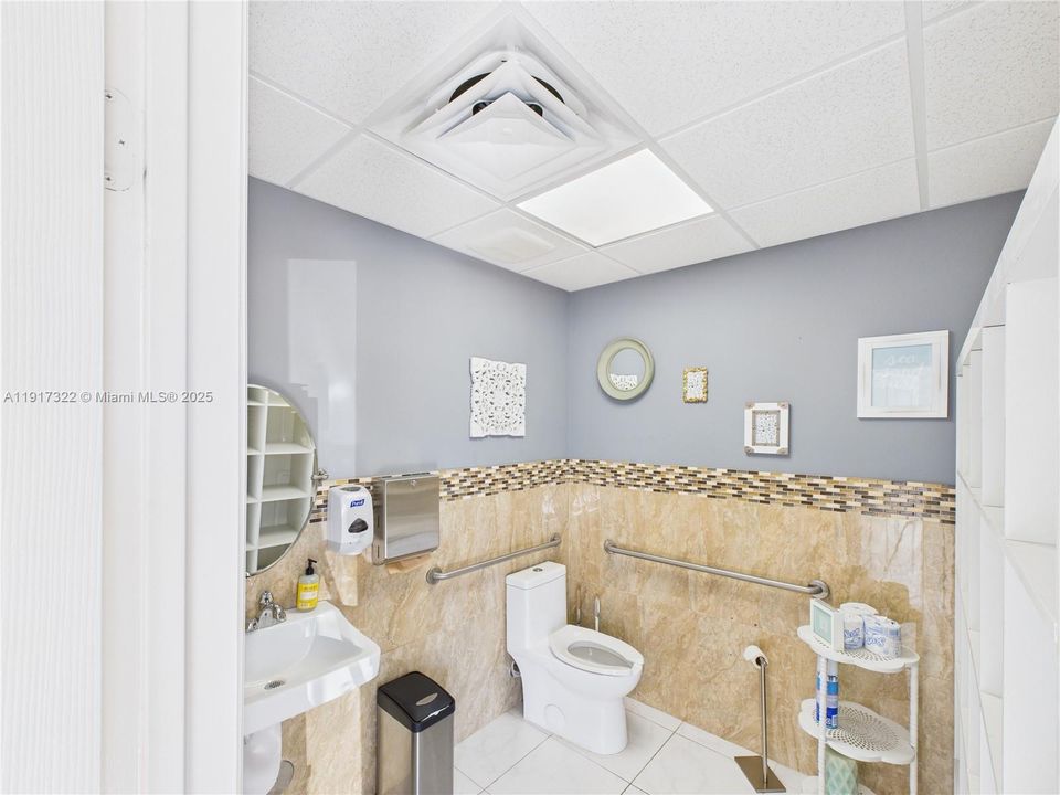 For Rent: $1,100 (0 beds, 0 baths, 0 Square Feet)