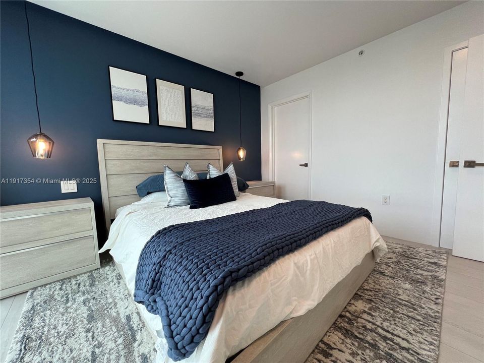 For Rent: $4,400 (1 beds, 1 baths, 779 Square Feet)