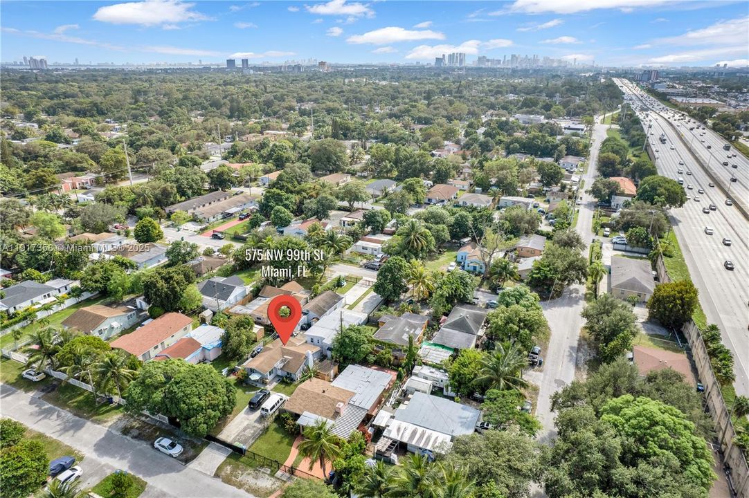 待售: $950,000 (0 贝兹, 0 浴室, 2727 平方英尺)