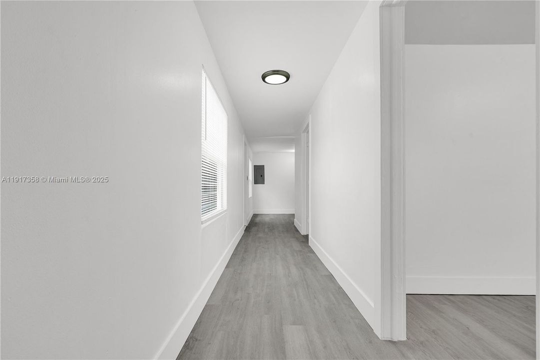 待售: $950,000 (0 贝兹, 0 浴室, 2727 平方英尺)