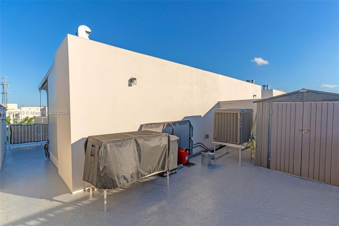 En Venta: $425,000 (4 camas, 3 baños, 1398 Pies cuadrados)