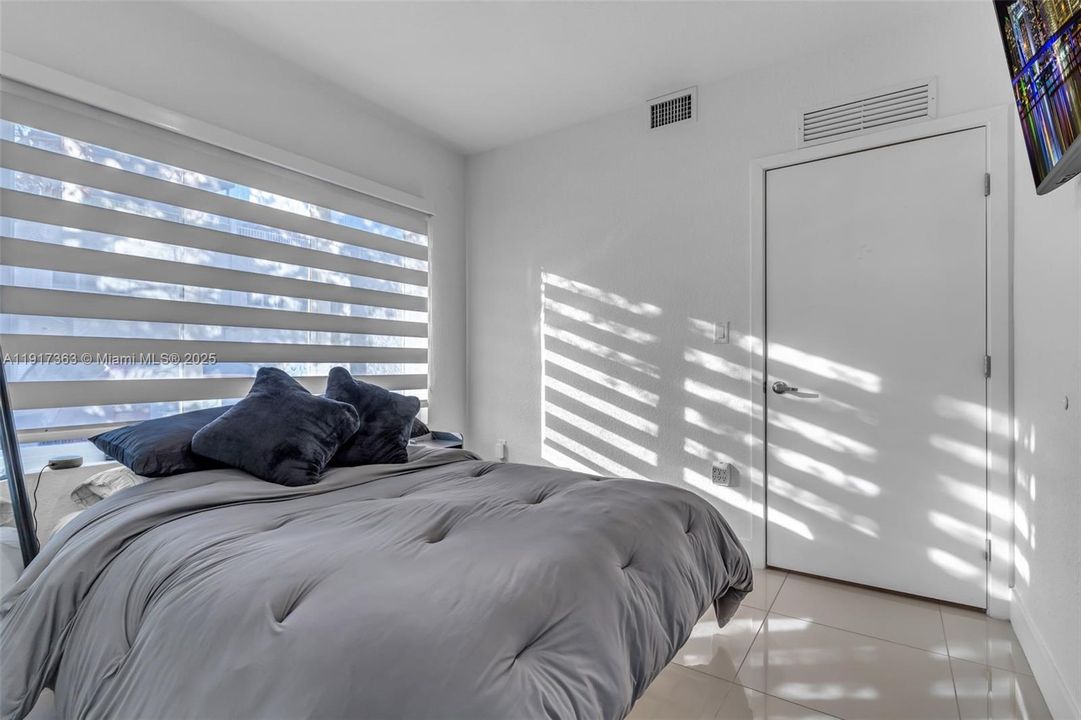 En Venta: $425,000 (4 camas, 3 baños, 1398 Pies cuadrados)