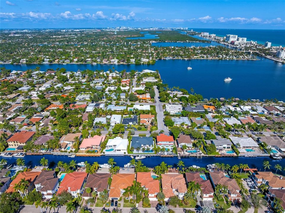 For Sale: $4,495,000 (4 beds, 4 baths, 3622 Square Feet)