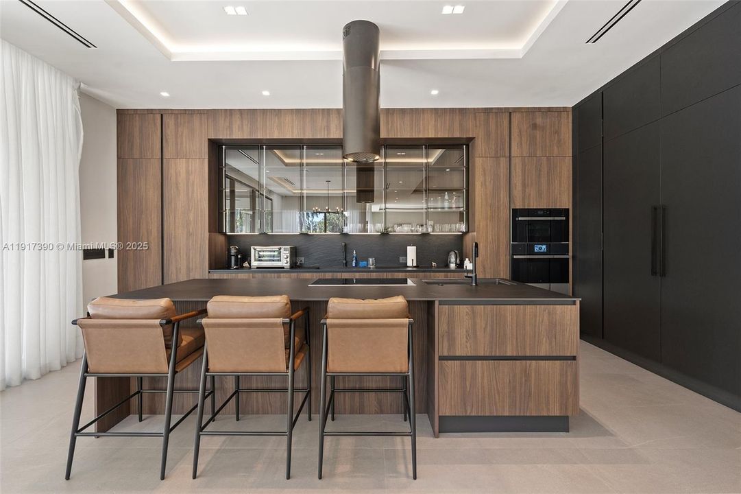 For Sale: $4,495,000 (4 beds, 4 baths, 3622 Square Feet)