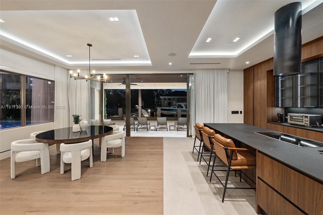 For Sale: $4,495,000 (4 beds, 4 baths, 3622 Square Feet)