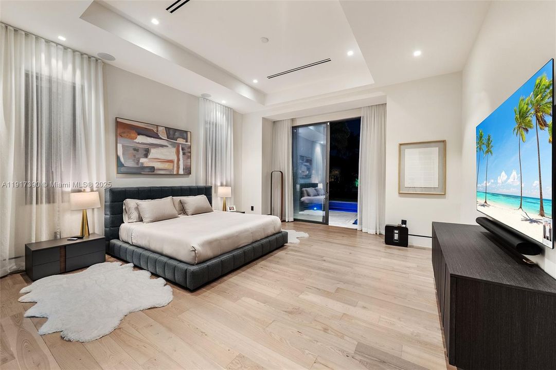 For Sale: $4,495,000 (4 beds, 4 baths, 3622 Square Feet)