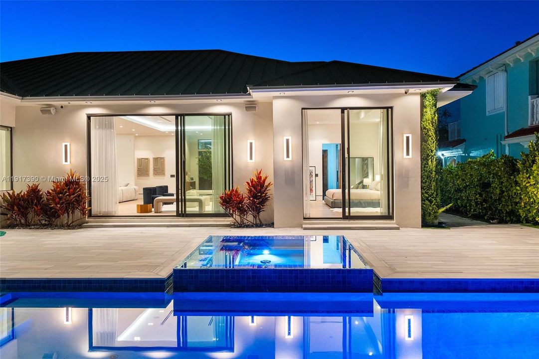 For Sale: $4,495,000 (4 beds, 4 baths, 3622 Square Feet)