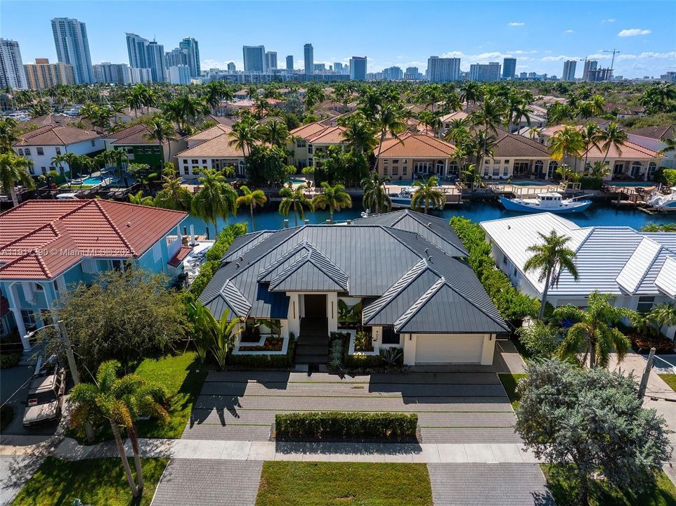For Sale: $4,495,000 (4 beds, 4 baths, 3622 Square Feet)