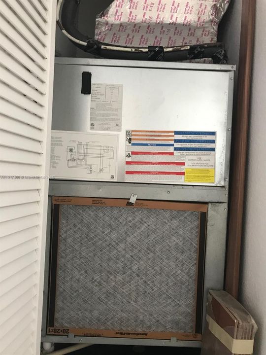 Activo con contrato: $1,950 (2 camas, 2 baños, 1069 Pies cuadrados)