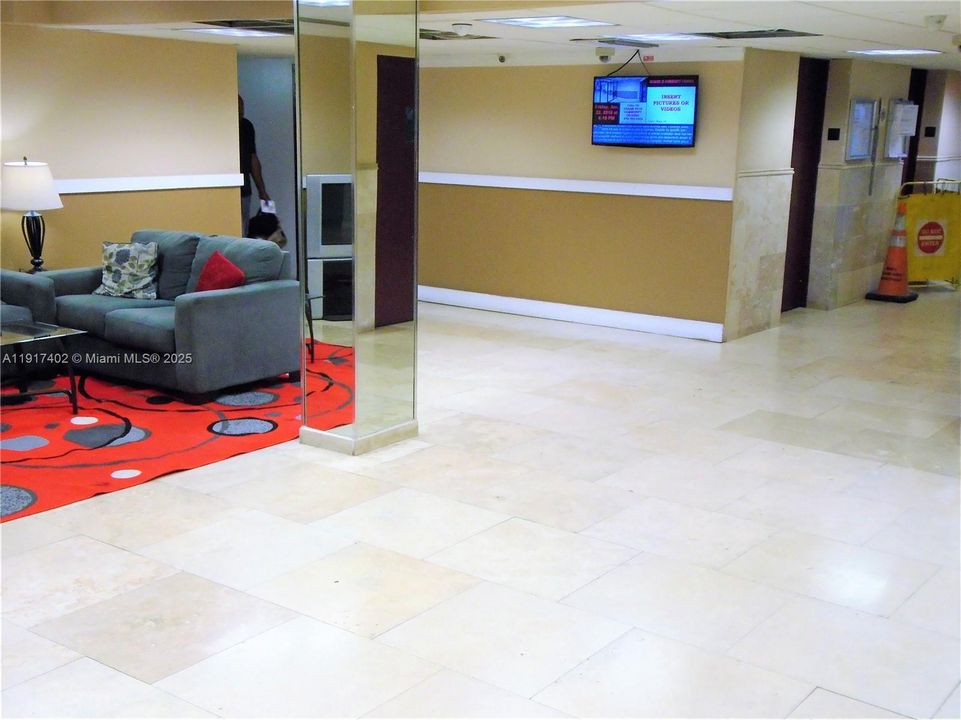 В аренду: $1,850 (2 спален, 2 ванн, 972 Квадратных фут)