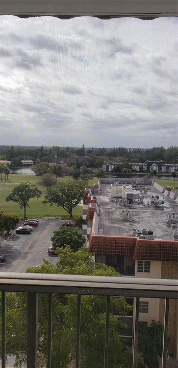 В аренду: $1,850 (2 спален, 2 ванн, 972 Квадратных фут)