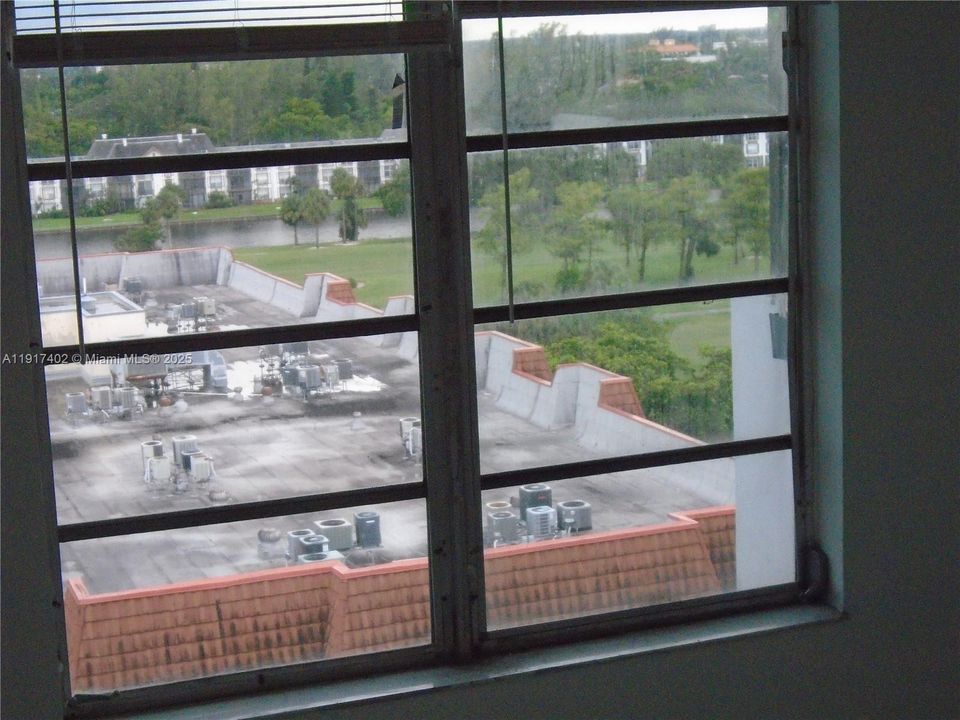 В аренду: $1,850 (2 спален, 2 ванн, 972 Квадратных фут)