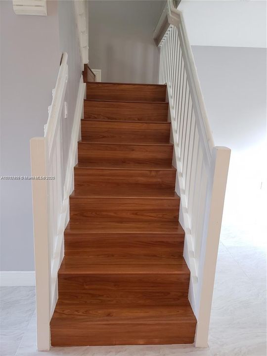 出租: $2,950 (3 贝兹, 2 浴室, 1468 平方英尺)