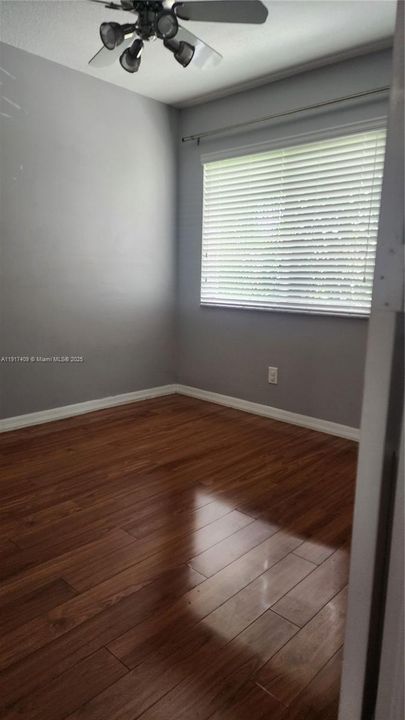 出租: $2,950 (3 贝兹, 2 浴室, 1468 平方英尺)