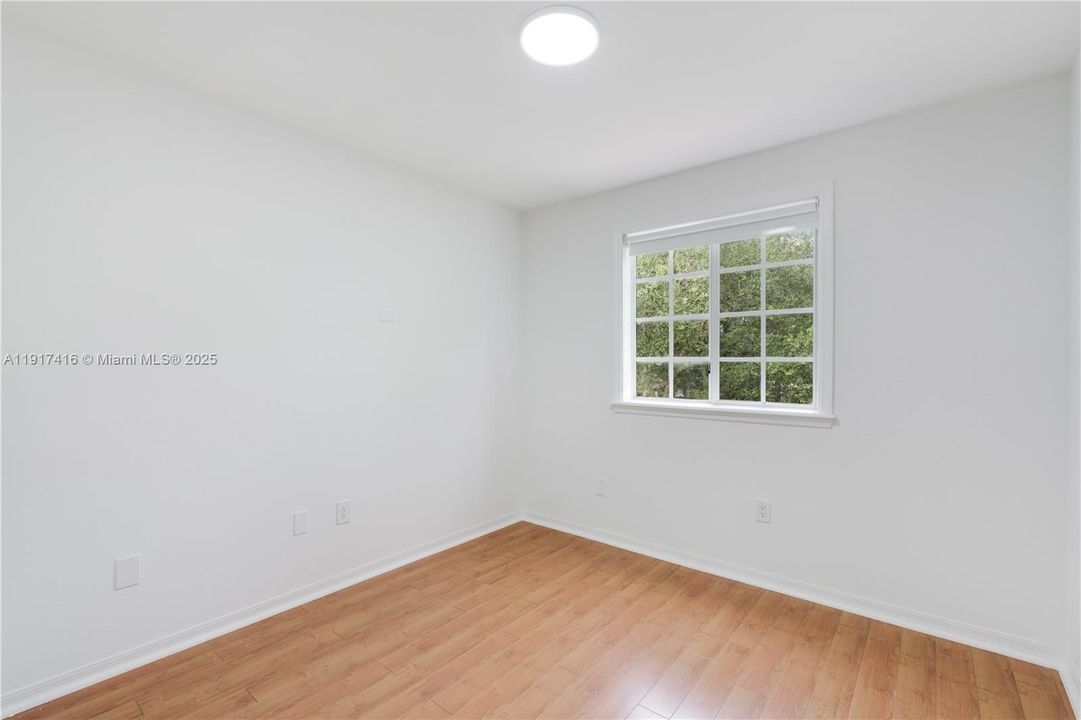 出租: $3,550 (3 贝兹, 2 浴室, 1368 平方英尺)