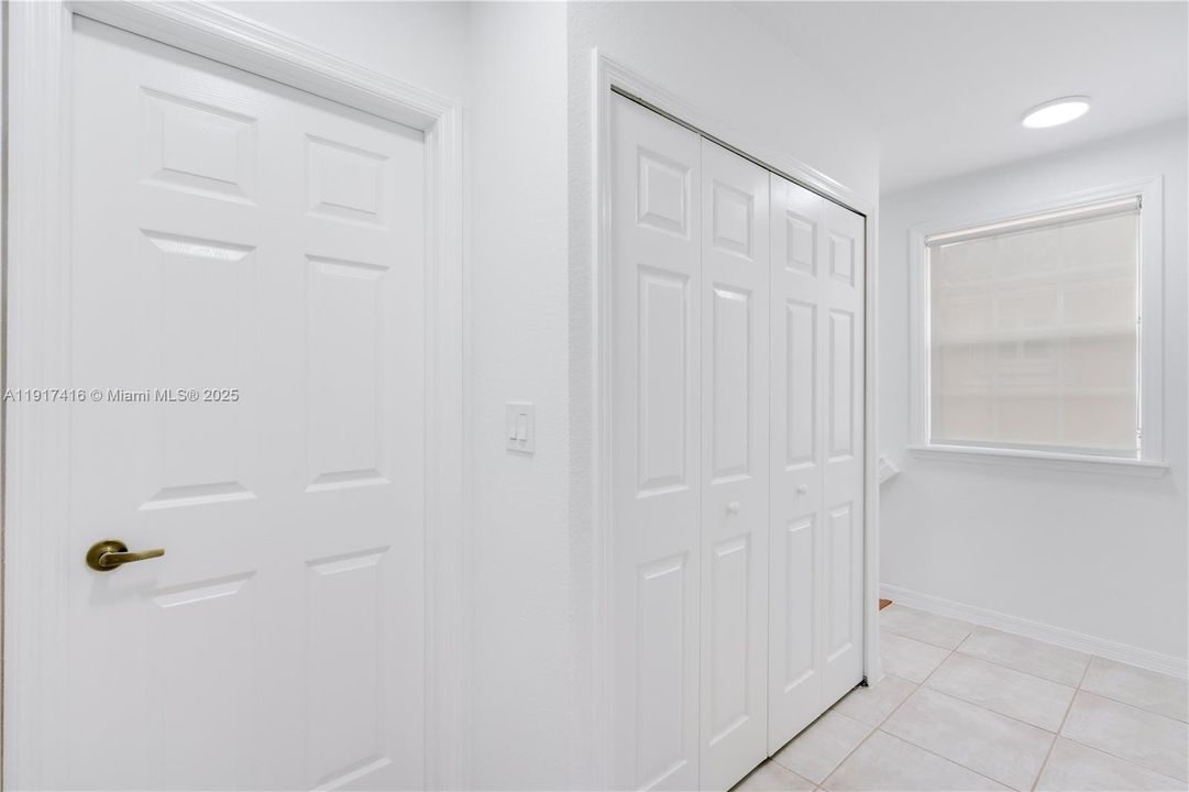 出租: $3,550 (3 贝兹, 2 浴室, 1368 平方英尺)