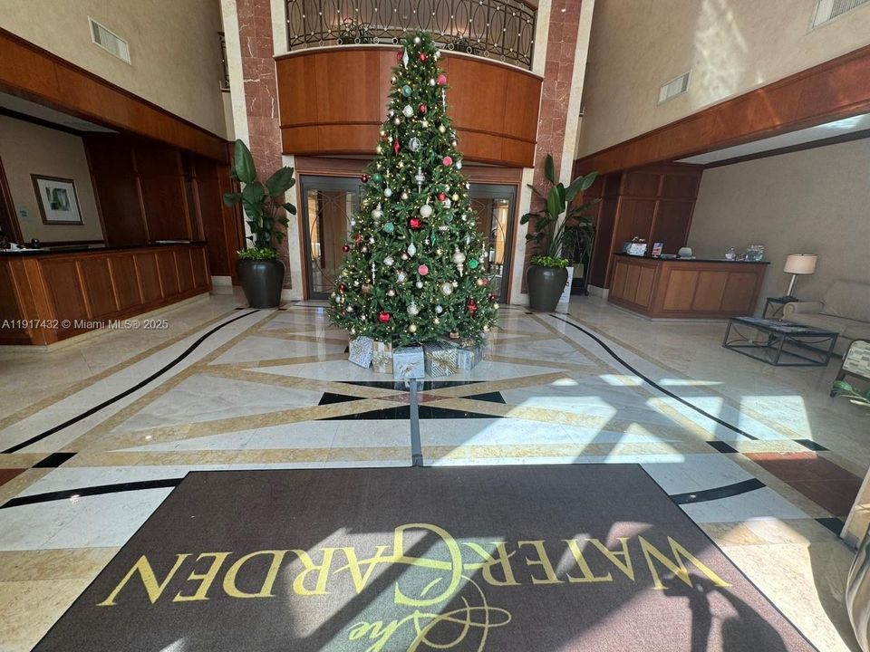 For Sale: $729,000 (2 beds, 2 baths, 1178 Square Feet)