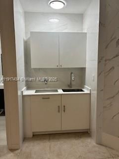 Recently Rented: $1,500 (1 beds, 1 baths, 2399 Square Feet)