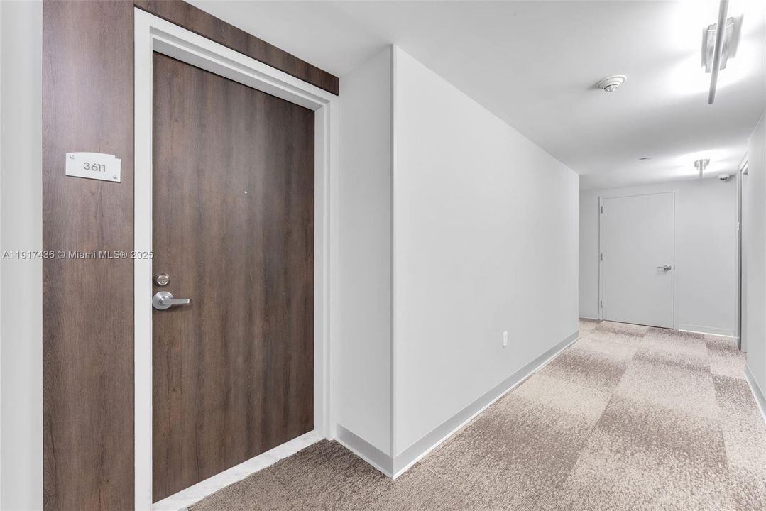 На продажу: $695,000 (2 спален, 2 ванн, 1118 Квадратных фут)