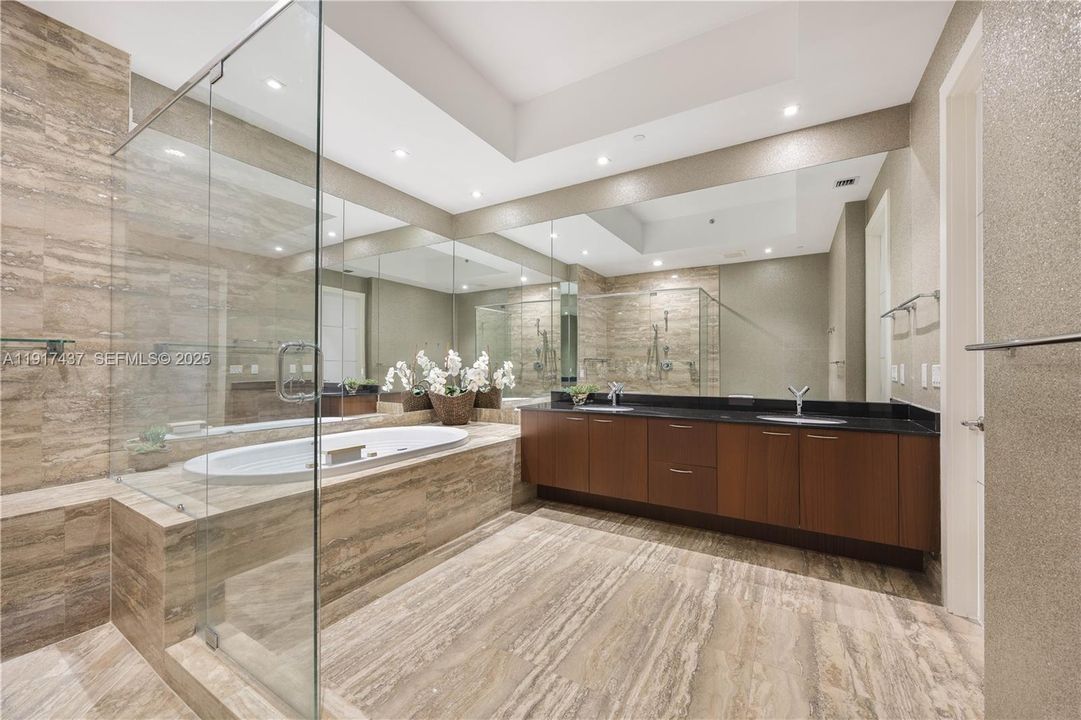 For Sale: $1,847,000 (3 beds, 3 baths, 2084 Square Feet)