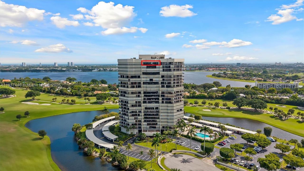 На продажу: $520,000 (2 спален, 2 ванн, 1557 Квадратных фут)