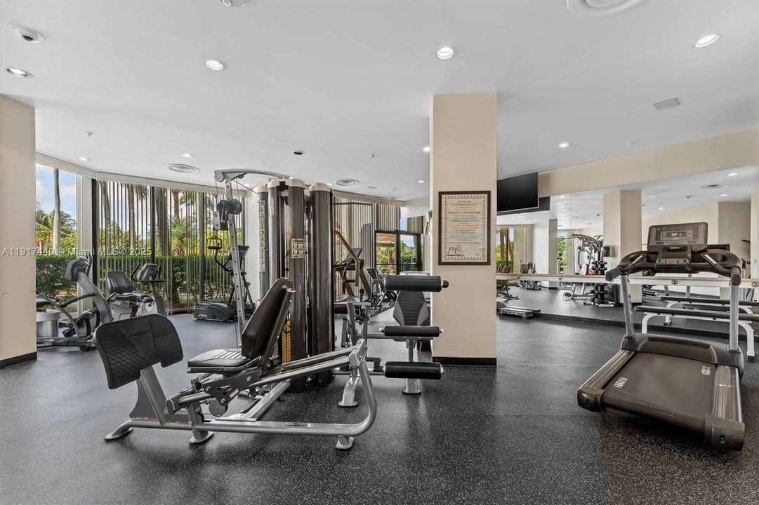 На продажу: $520,000 (2 спален, 2 ванн, 1557 Квадратных фут)