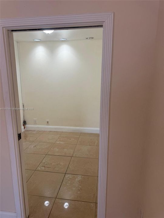 待售: $635,000 (3 贝兹, 2 浴室, 1420 平方英尺)