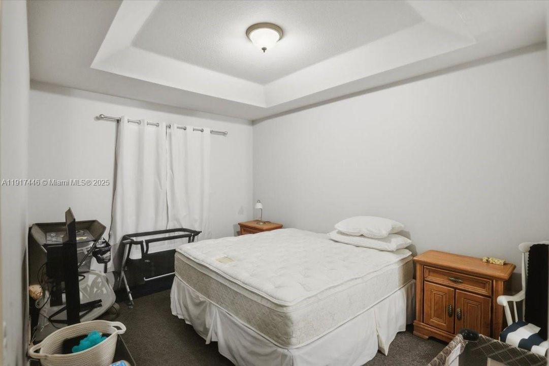 На продажу: $560,000 (4 спален, 2 ванн, 1809 Квадратных фут)