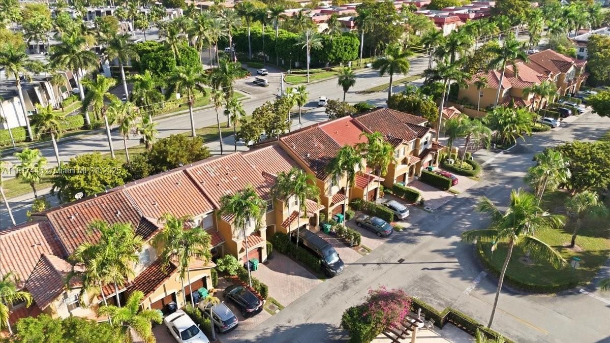 На продажу: $560,000 (4 спален, 2 ванн, 1809 Квадратных фут)