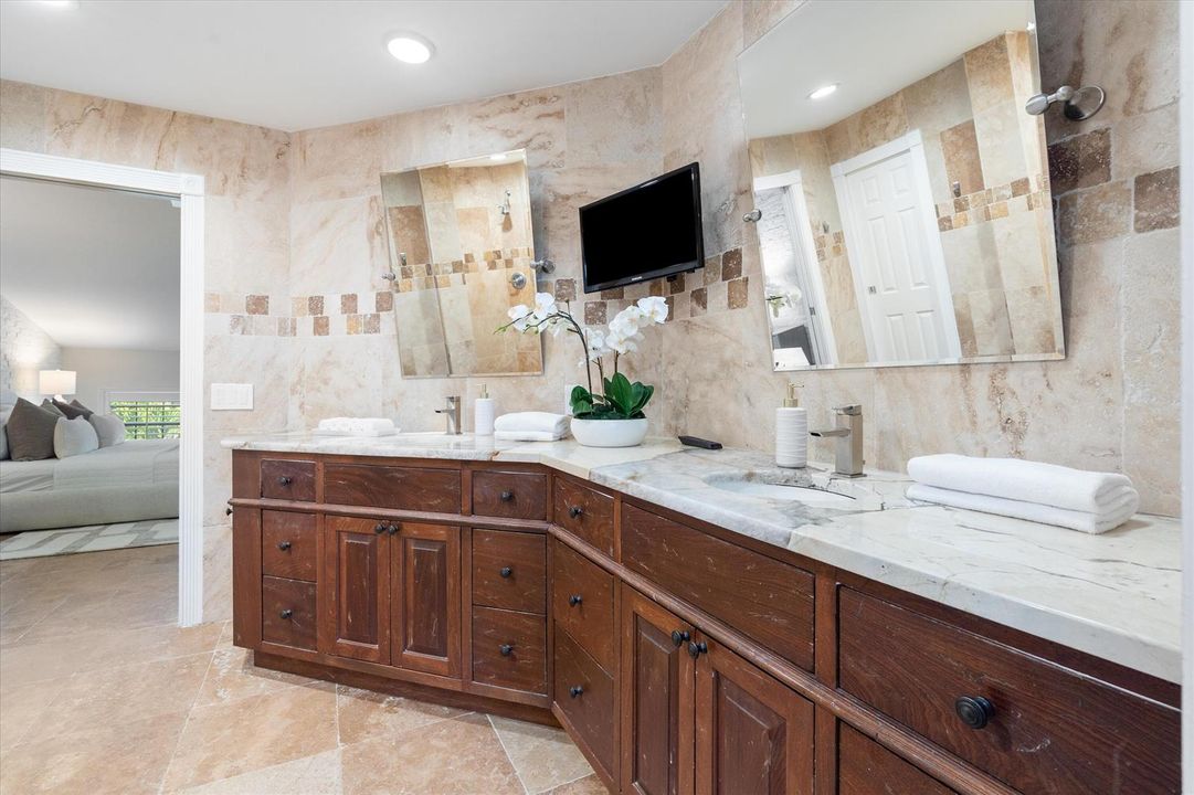 16-2359 Treasure Isle Drive #33 PBG, FL-