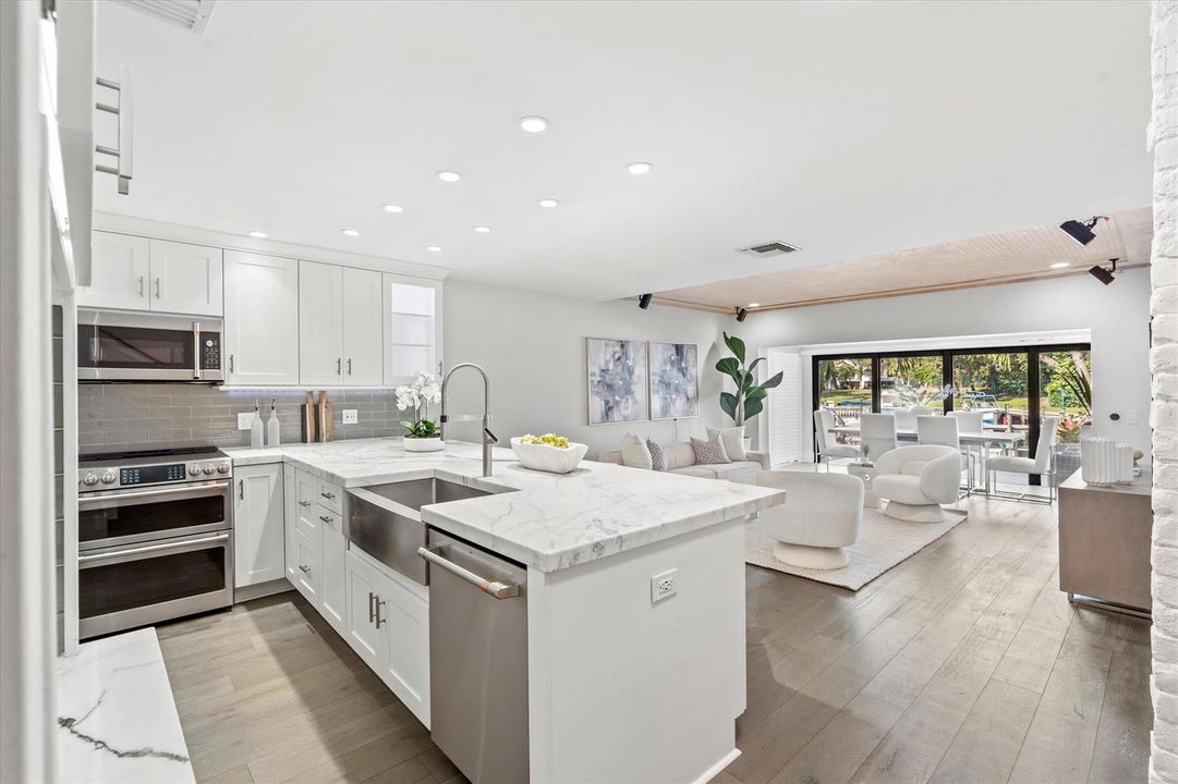 04-2359 Treasure Isle Drive #33 PBG, FL-