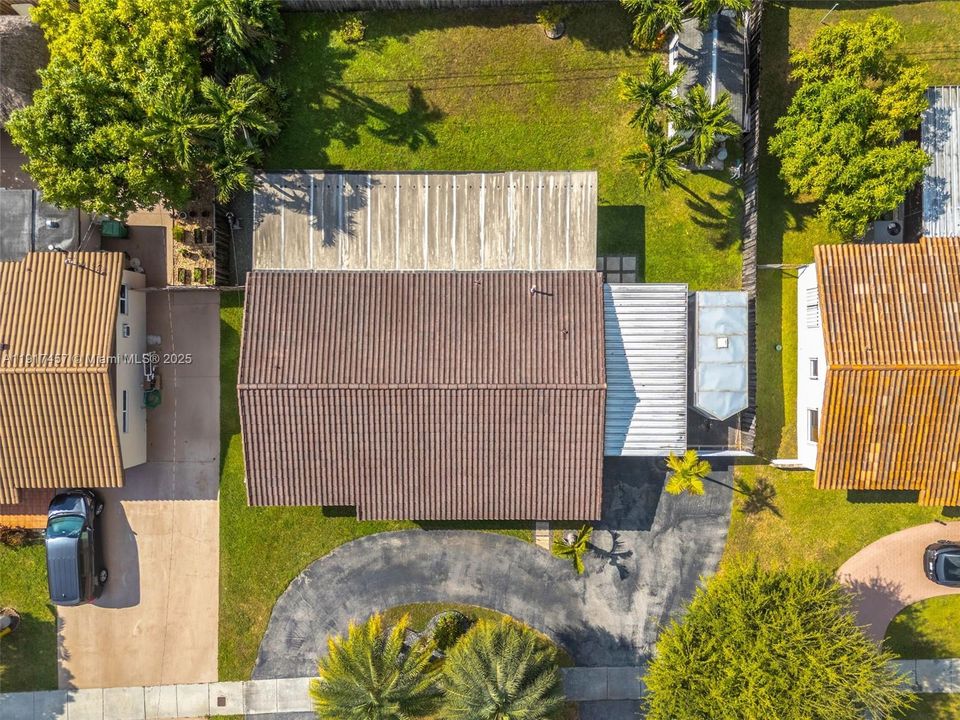 На продажу: $739,000 (3 спален, 2 ванн, 1360 Квадратных фут)