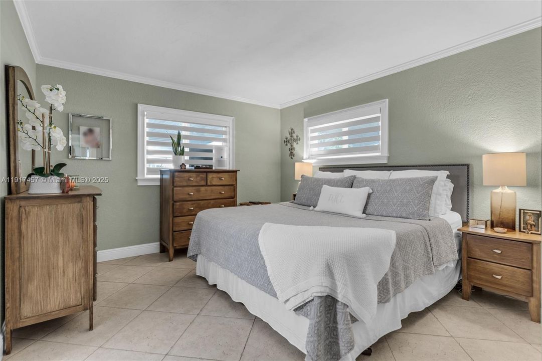 На продажу: $739,000 (3 спален, 2 ванн, 1360 Квадратных фут)