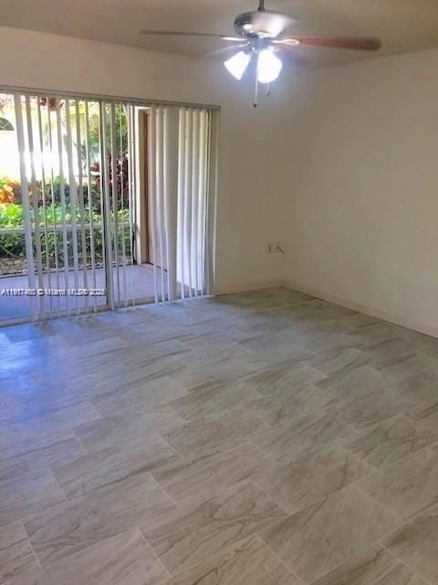 На продажу: $185,000 (1 спален, 1 ванн, 850 Квадратных фут)