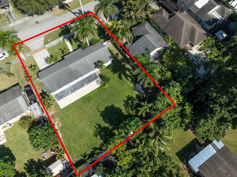 待售: $569,900 (4 贝兹, 3 浴室, 1820 平方英尺)