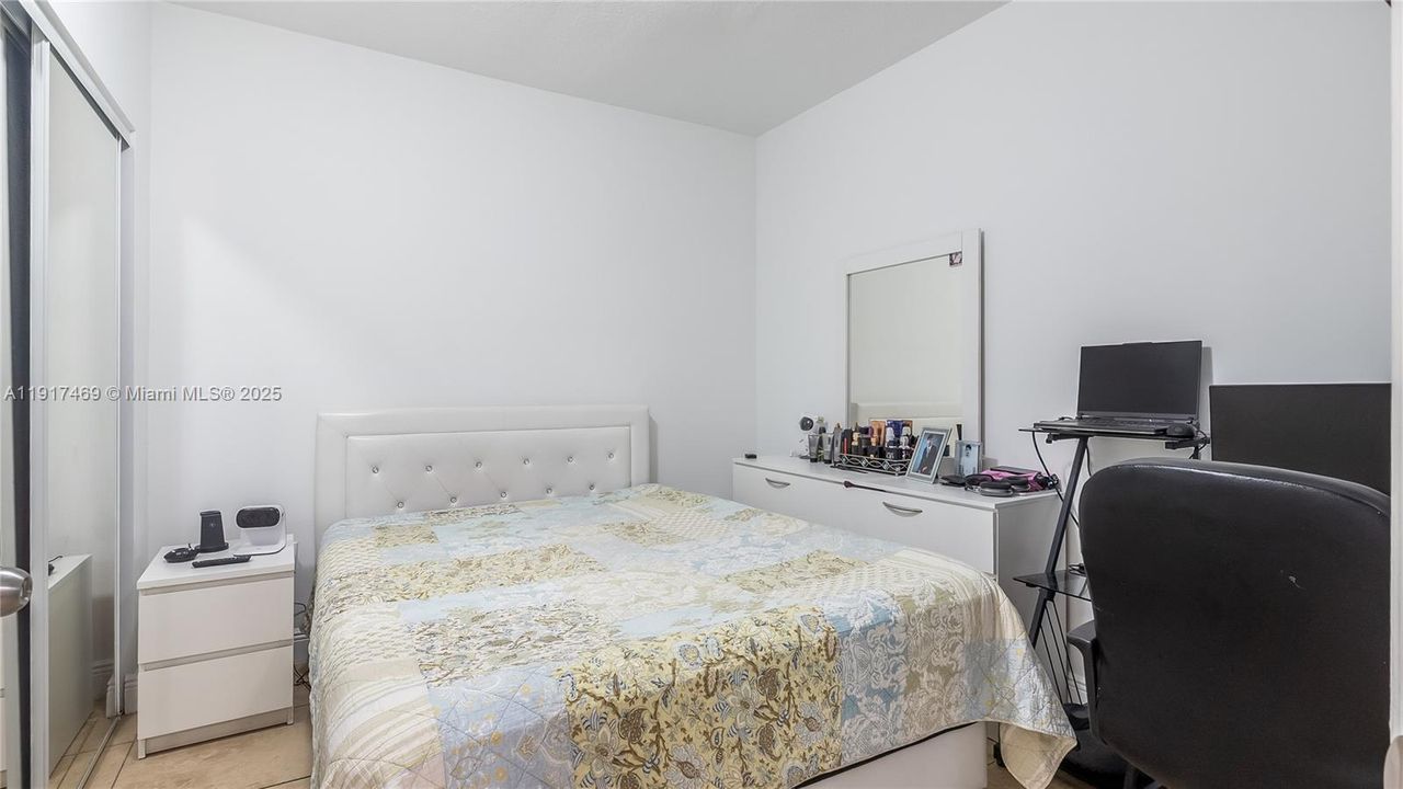 出租: $2,600 (3 贝兹, 2 浴室, 1150 平方英尺)