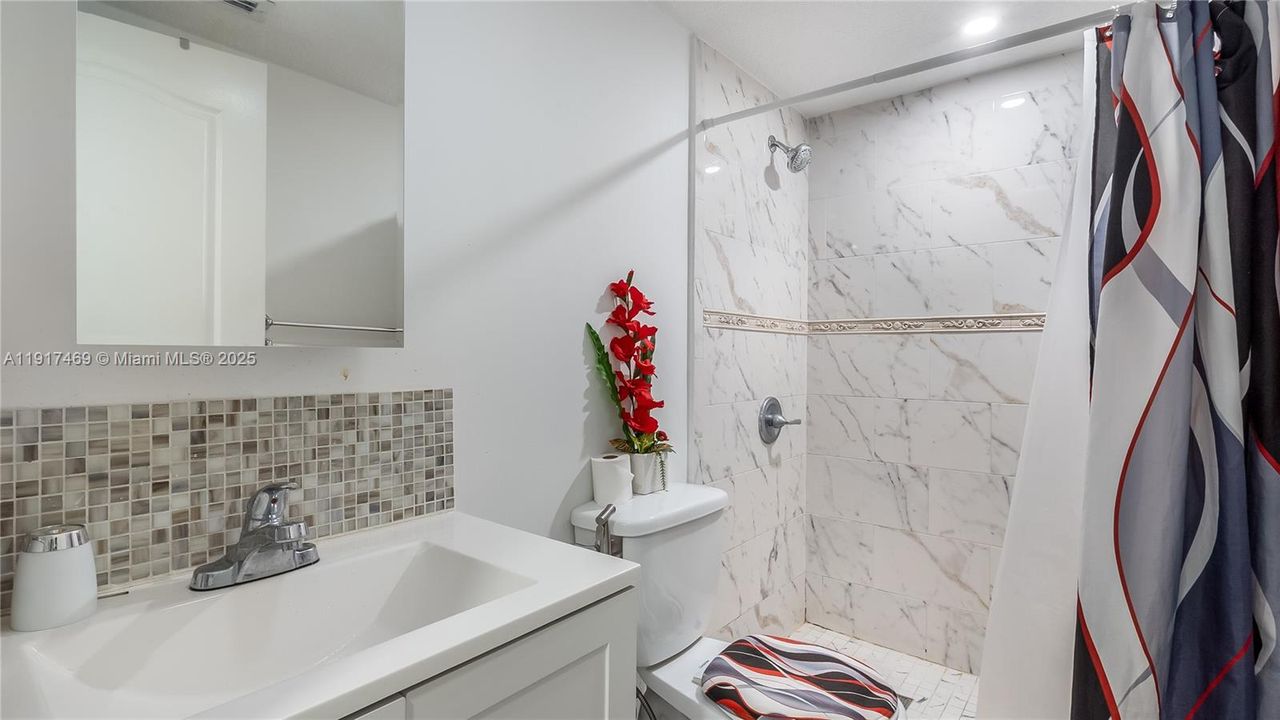 出租: $2,600 (3 贝兹, 2 浴室, 1150 平方英尺)