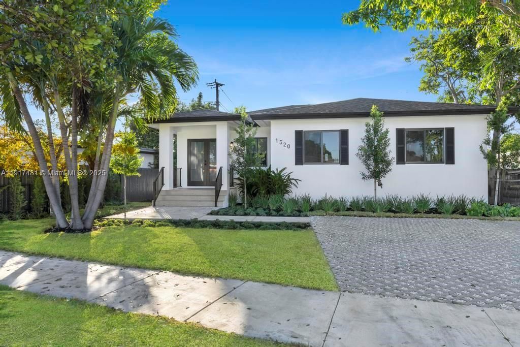 待售: $799,000 (3 贝兹, 2 浴室, 1420 平方英尺)