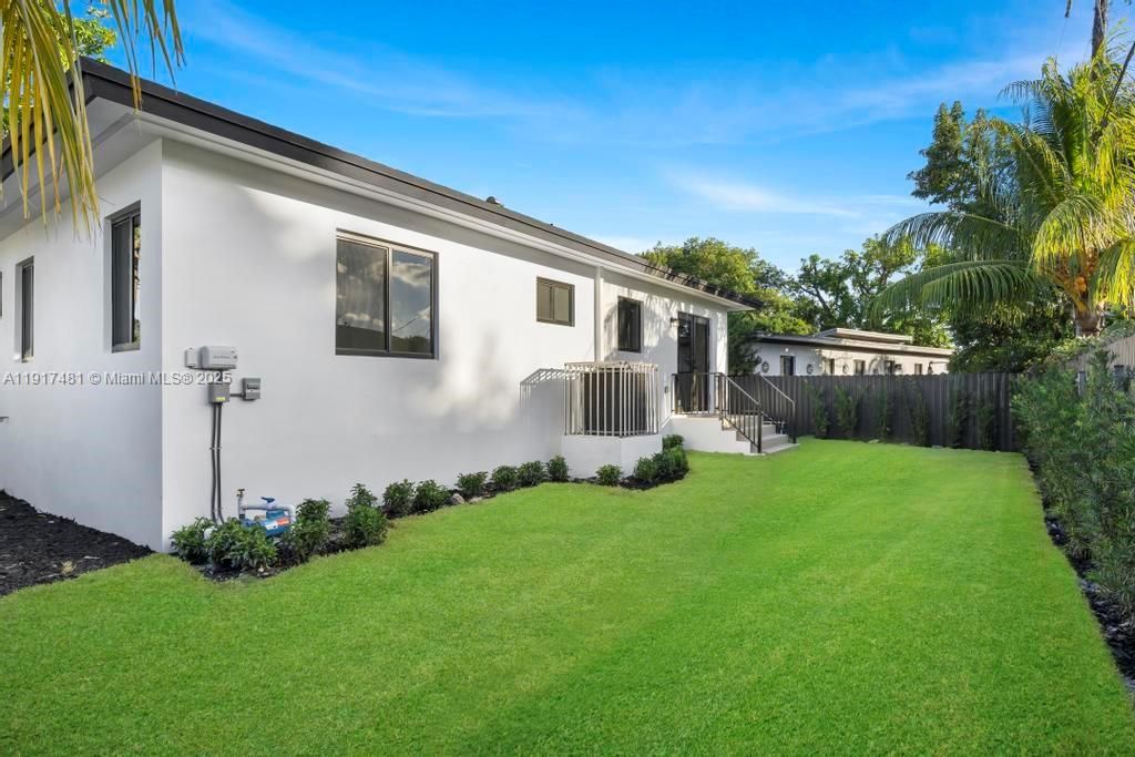 待售: $799,000 (3 贝兹, 2 浴室, 1420 平方英尺)