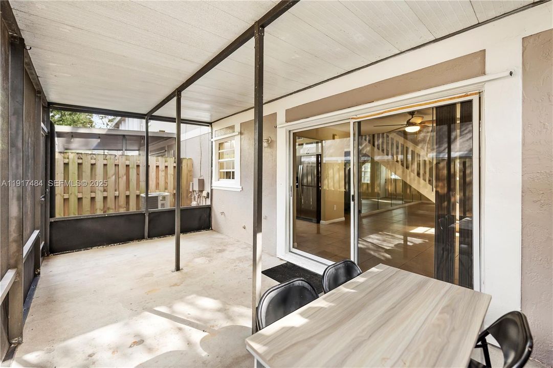 For Rent: $3,200 (3 beds, 2 baths, 1488 Square Feet)