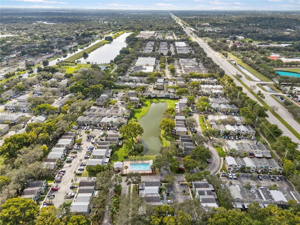 For Rent: $3,200 (3 beds, 2 baths, 1488 Square Feet)