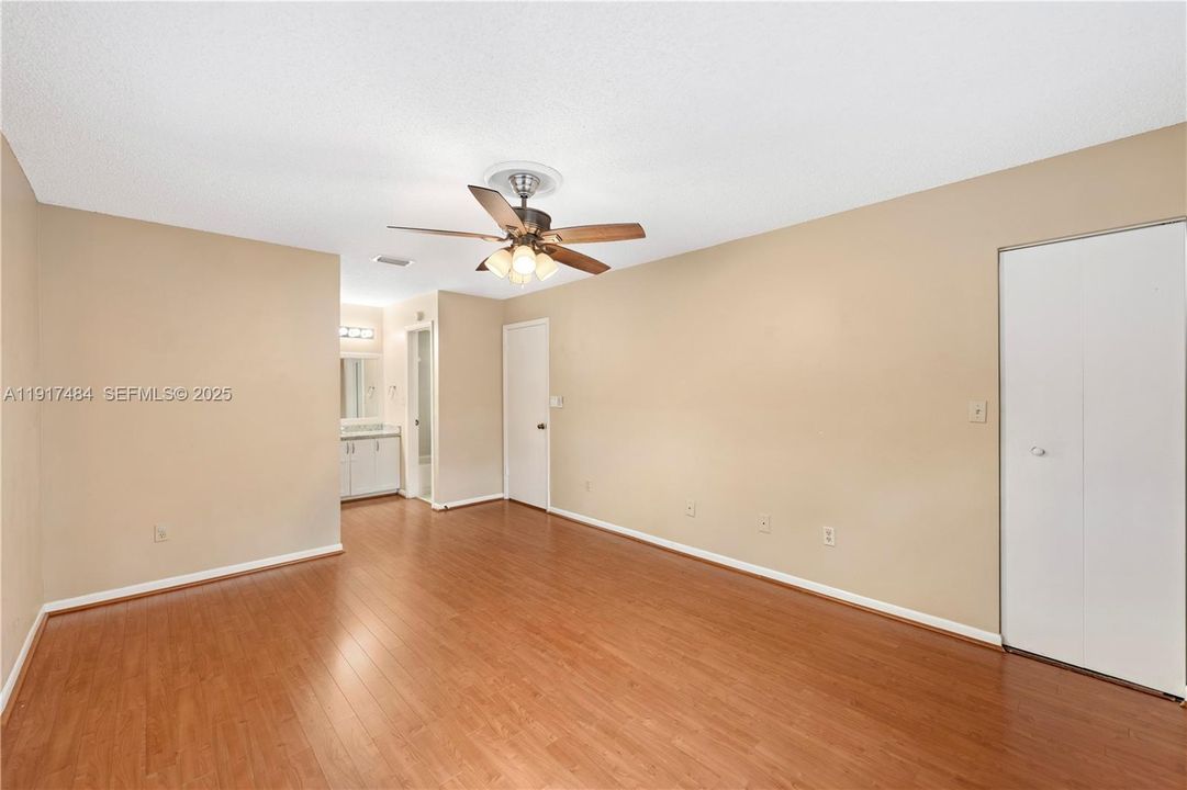 For Rent: $3,200 (3 beds, 2 baths, 1488 Square Feet)