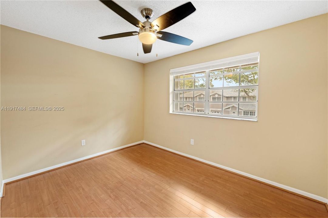 For Rent: $3,200 (3 beds, 2 baths, 1488 Square Feet)