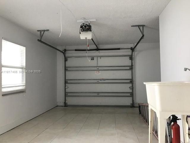 For Sale: $385,000 (3 beds, 2 baths, 1447 Square Feet)