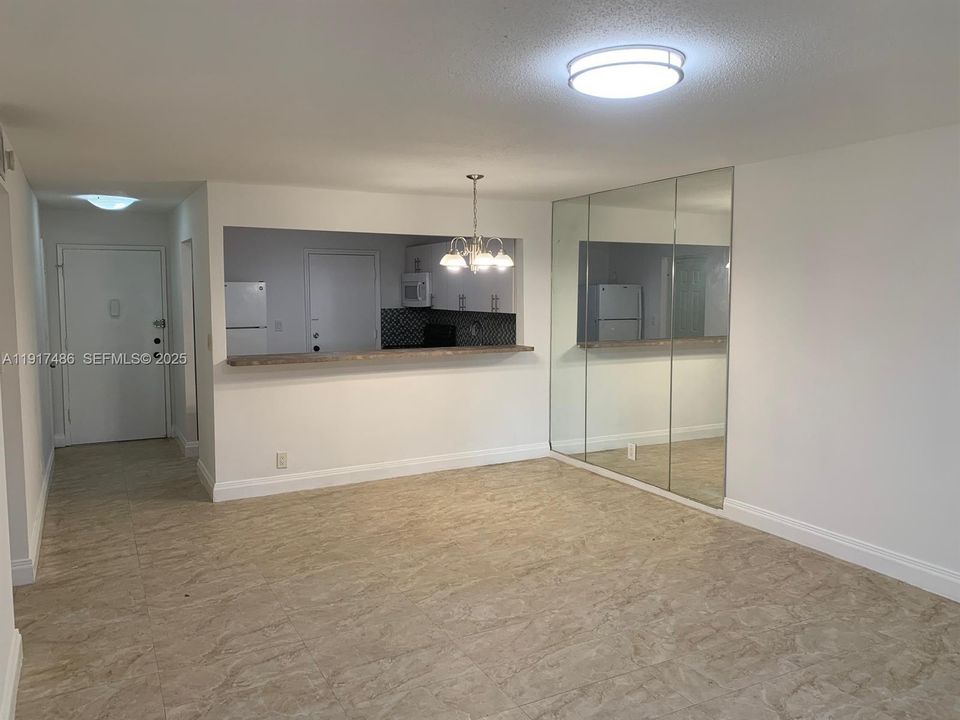 En Renta: $1,850 (2 camas, 2 baños, 940 Pies cuadrados)