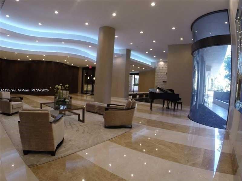 For Sale: $596,000 (2 beds, 2 baths, 1825 Square Feet)