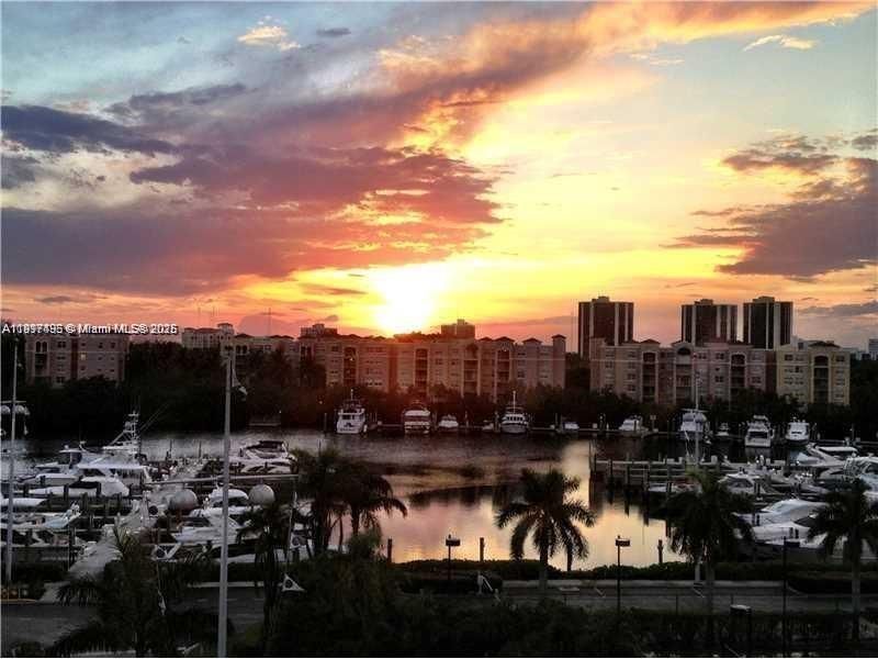 For Sale: $596,000 (2 beds, 2 baths, 1825 Square Feet)